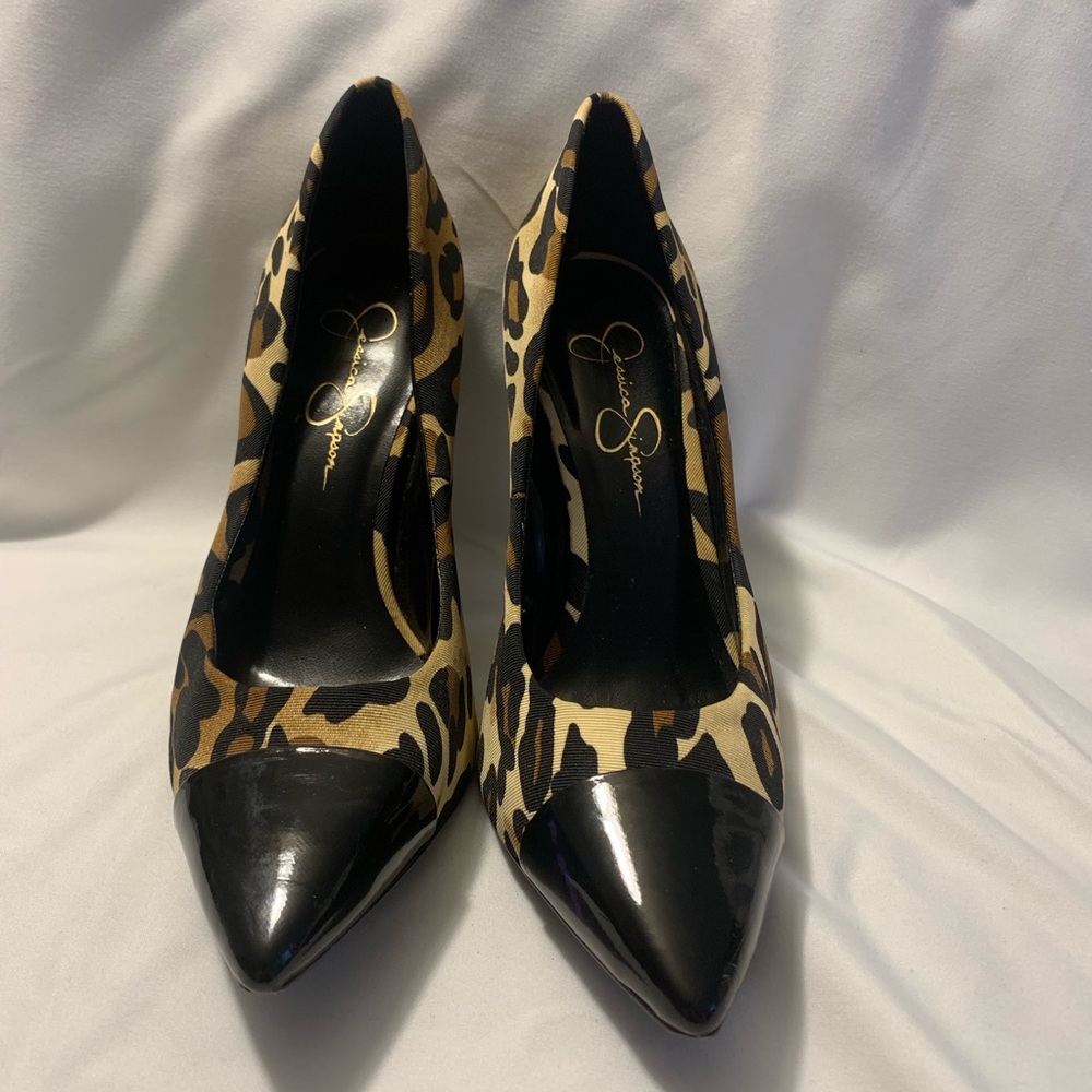 Jessica Simpson Leopard Heel - Picture 5 of 5